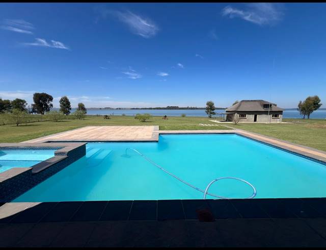 3 BEDROOM HOUSE FOR SALE IN VAAL MARINA